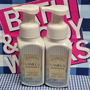 BBW Vanilla Romance Gentle & Clean Foaming Hand Soap | 2 Pack